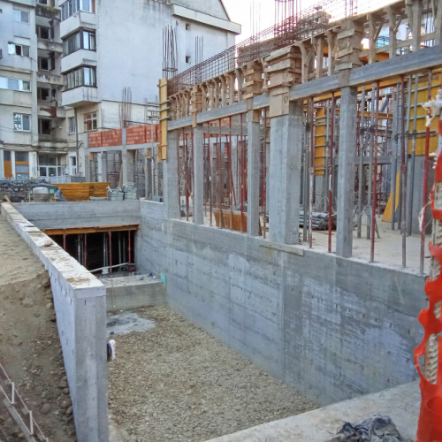 Renovarea Palatului „Simion Gheorghiu” avansează rapid și aduce facilități noi