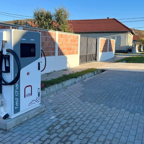 Stații de încărcare pentru mașini electrice și modernizări de drumuri în comuna Sântimbru