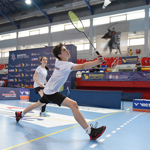 Clubul Kids Tâmpa Brașov a strălucit la naționalele de badminton U17 de la Galați