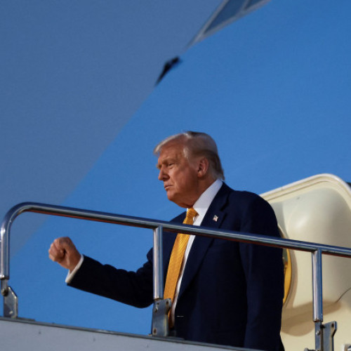 Donald Trump a confirmat că a făcut un RMN în drum spre Tokyo