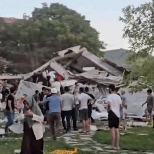 Cutremur de magnitudine 6,1 în Turcia a provocat distrugeri și stare de alertă