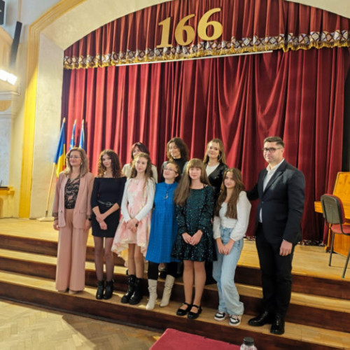 Festivalul-concurs Singing and Living aduce împreună tineri talentați la Botoșani