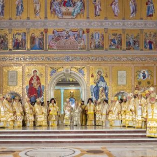 Catedrala Națională a fost sfințită în prezența oficialităților române și moldovene