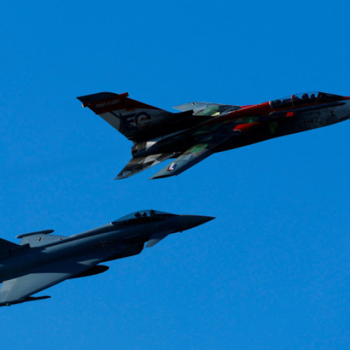 Marea Britanie semnează un contract de aproape 8 miliarde de lire pentru avioane de vânătoare Eurofighter către Turcia