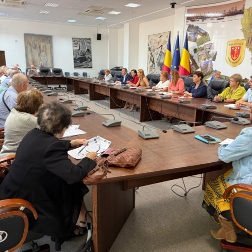 Dezbatere privind viitorul combinatului Liberty Galați în ședința Comisiei de dialog social