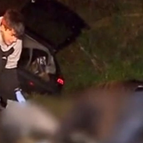 Livrator de pizza a murit după o coliziune frontală cu un autobuz în județul Mureș