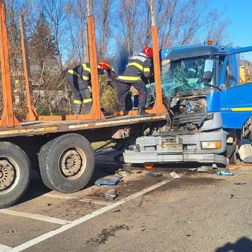 Bărbat din Botoșani rănit într-un accident rutier în Suceava