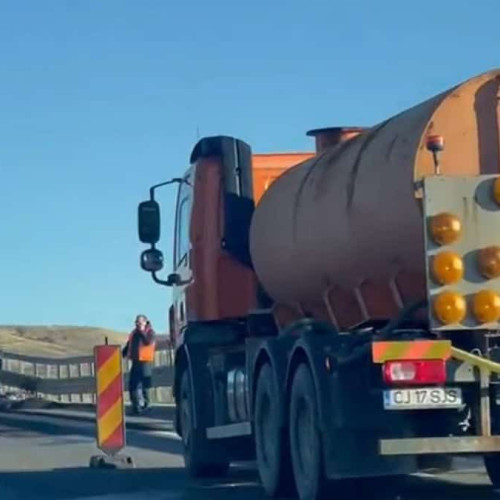 Surpare de teren afectează autostrada A10 între Sebeș și Turda