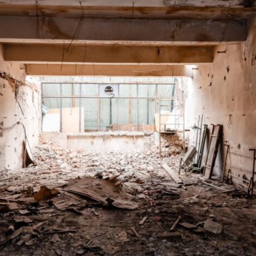 Clădire cu risc seismic ridicat din Lipscani intră în reconstrucție