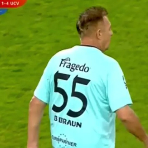 Patronul Sănătății Cluj a jucat meciul cu Universitatea Craiova la 61 de ani