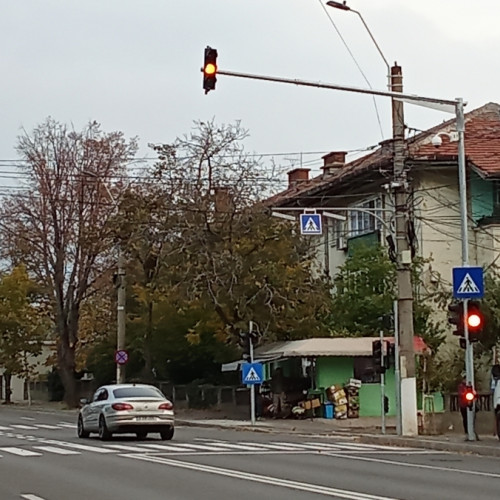 Semafoare noi vor funcționa de miercuri pe strada Traian din Galați