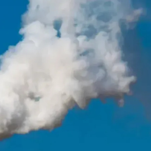 Locuitorii din Dâmbul Rotund reclama arderea ilegală a deșeurilor pe strada Grâului