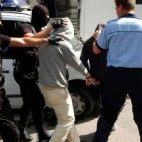 Bărbat reținut după ce a furat cablu de cupru în Cluj-Napoca