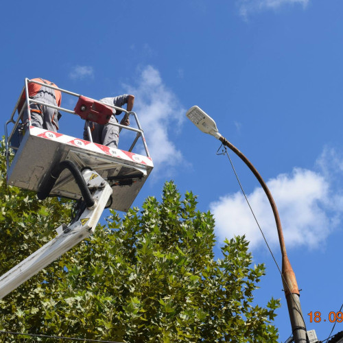 Iluminatul stradal din Dropia va fi reparat, primarul răspunde la acuzații