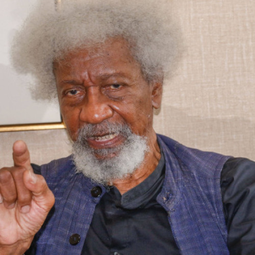 Wole Soyinka a rămas fără viză pentru SUA după critici la adresa lui Donald Trump
