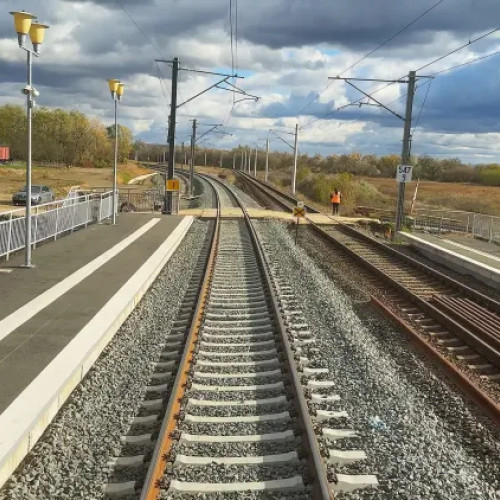 Un kilometru de cale ferată construit în opt ani în România