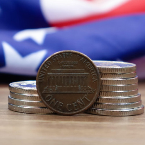 Penurie de monede de un cent în SUA după oprirea producției decretată de Trump