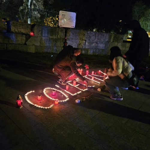 Marș comemorativ la Constanța pentru victimele tragediei de la Colectiv