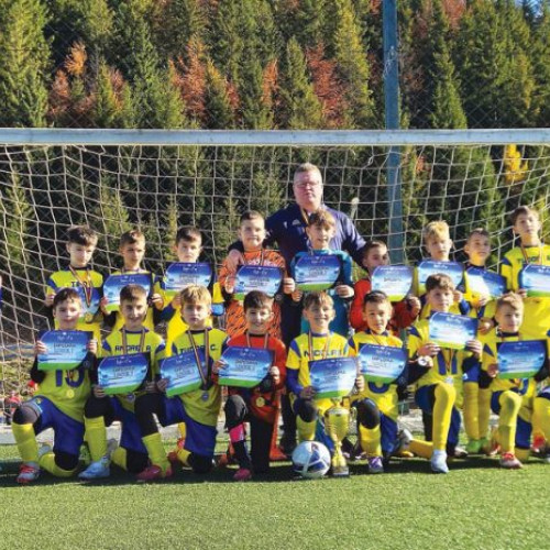 CSM Ploiești U10 cucerește turneul Kinder Cup la Cheile Grădiștei