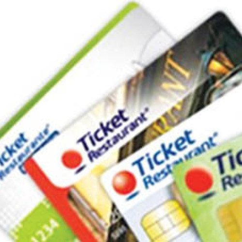 Crește valoarea tichetelor de masă la 50 de lei după consensul dintre sindicate și patronate