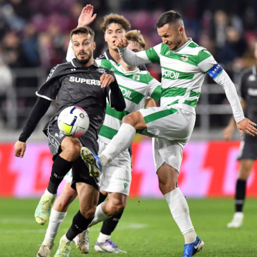 Rapid învinge clar Dumbrăviţa cu 4-0 în Cupa României