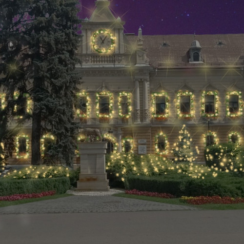 Brașovul se pregătește pentru sărbătorile de iarnă cu un iluminat festiv impresionant