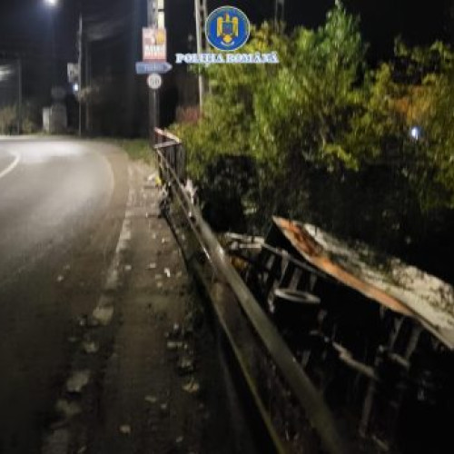 Accident în Sighetu Marmației: autoutilitară răsturnată lângă pârâul Ronișoara