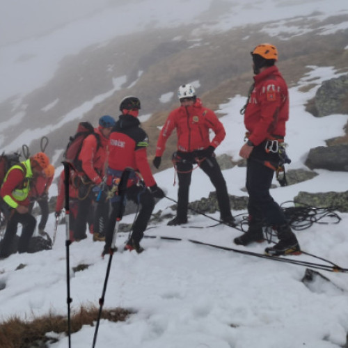 Salvamont România avertizează asupra riscurilor pe munte în acest weekend