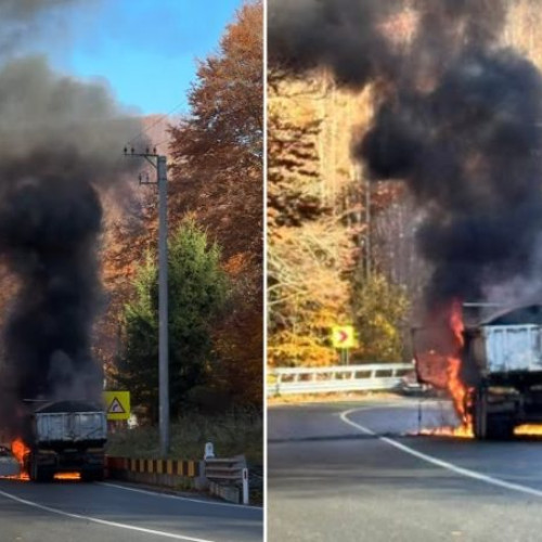 Incendiu la un camion în Pasul Gutin blochează traficul pe DN 18