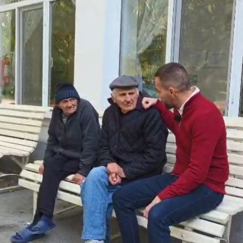 Voluntarii fundației Fapte Bune au adus bucurie seniorilor din căminul gălățean