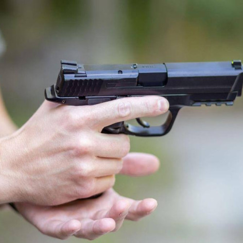 Legea care modifică regimul armelor a fost promulgată de Nicușor Dan