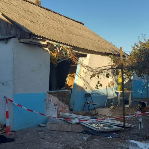 Explozie cauzată de o butelie în Letea Veche, două persoane rănite