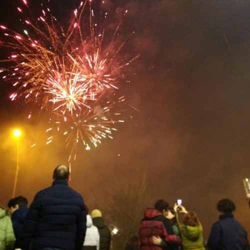 Consilierii din Galați cer interzicerea artificiilor și petardelor de sărbători