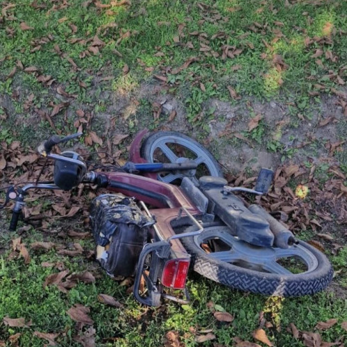 Accident grav în Câmpineanca: mopedist rănit în urma unei coliziuni