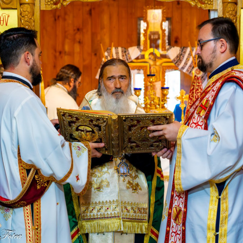 Programul slujbelor pentru Moșii de toamnă în Constanța și Mircea-Vodă