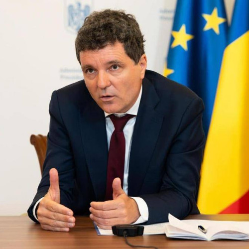 Președintele Nicușor Dan a sesizat CCR privind noua lege a prosumatorilor