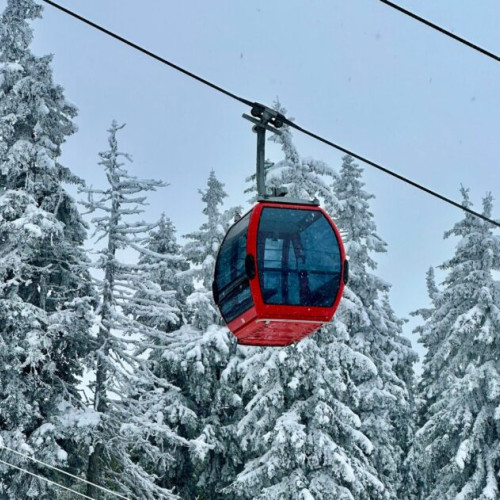 Majorare de tarife pentru transportul pe cablu în Poiana Brașov în sezonul 2025-2026