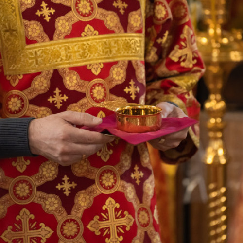 Postul Crăciunului începe pe 15 noiembrie și pregătește credincioșii pentru Nașterea Domnului