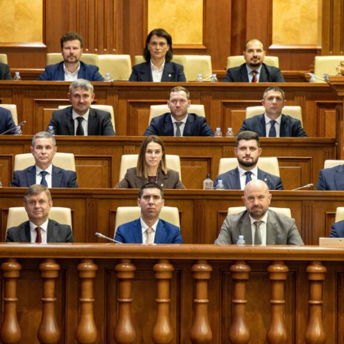 Guvernul condus de Alexandru Munteanu a depus jurământul la Chișinău