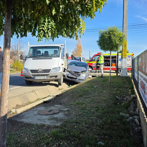 Accident rutier cu două mașini pe drumul Botoșani-Suceava la Dumbrăveni