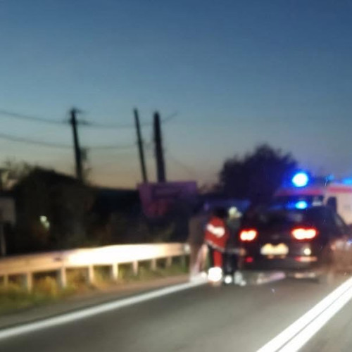 Accident rutier pe DN 7, la Budești, cu o victimă și trafic blocat