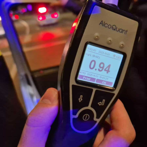 Un șofer băut prins conducând haotic în Alba Iulia