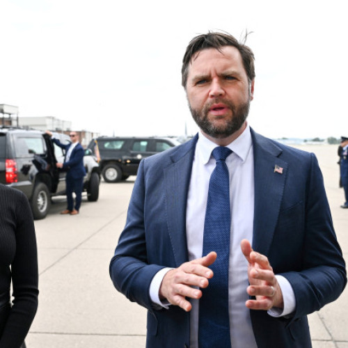 JD Vance își exprimă dorința ca soția sa să devină creștină, dar respectă libertatea ei