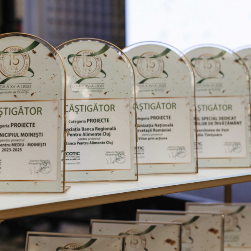 Invitație la Gala Premiilor pentru un Mediu Curat 2025 organizată de ECOTIC