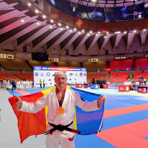 Cătălin Coșarcă, campion mondial la Ju Jitsu în Bangkok