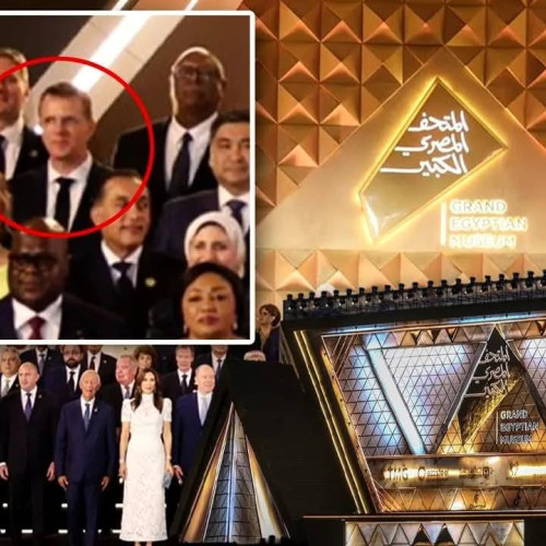 Ministrul apărării Ionuț Moșteanu a participat la inaugurarea Marelui Muzeu Egiptean