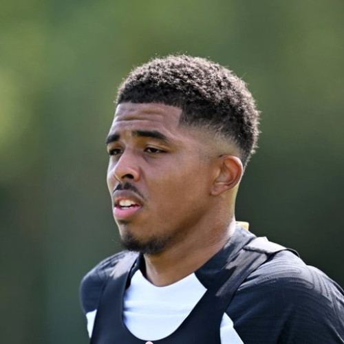 Fotbalistul Wesley Fofana, suspendat după ce a condus periculos pe banda de urgență