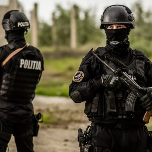 Percheziții și măsuri asigurătorii în dosare de criminalitate economică în mai multe județe