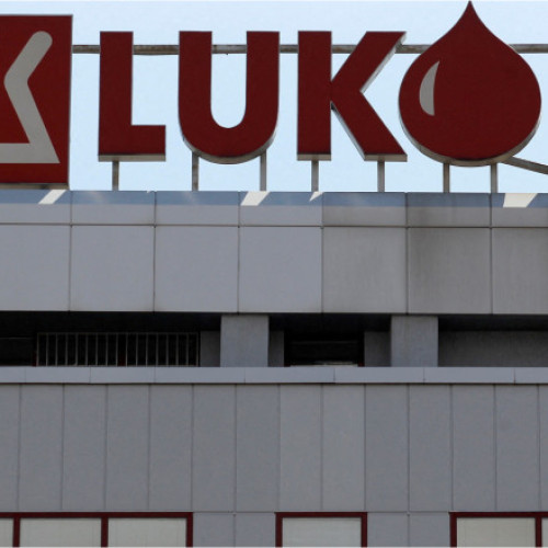 Bulgaria analizează solicitarea unei derogări pentru sancțiunile americane asupra Lukoil