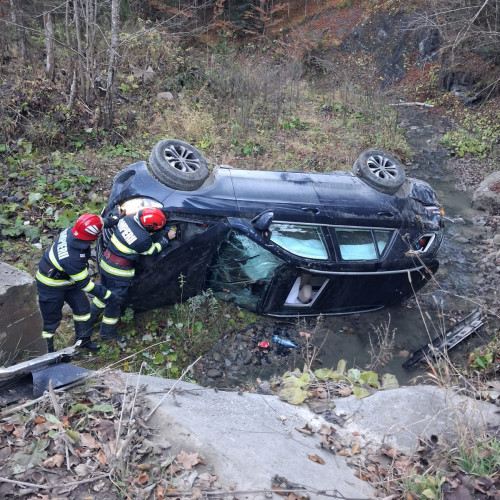 Trei persoane rănite într-un accident rutier la Petru Vodă